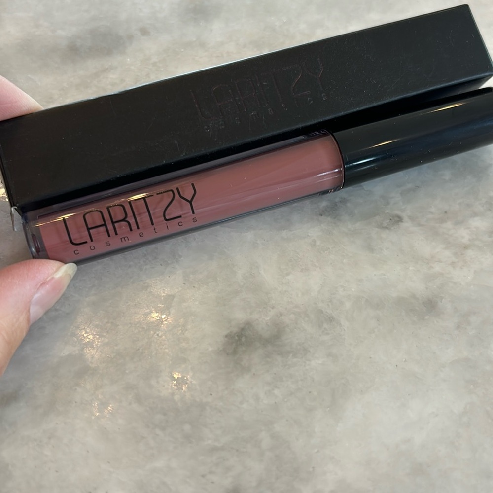 Laritzy Lip Gloss